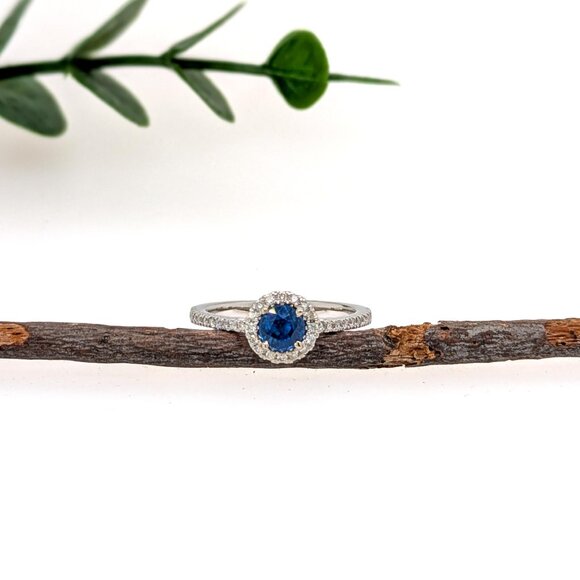 Blue Sapphire Ring in Solid 14K Gold with Natural Diamond Accents - Picture 4 of 7